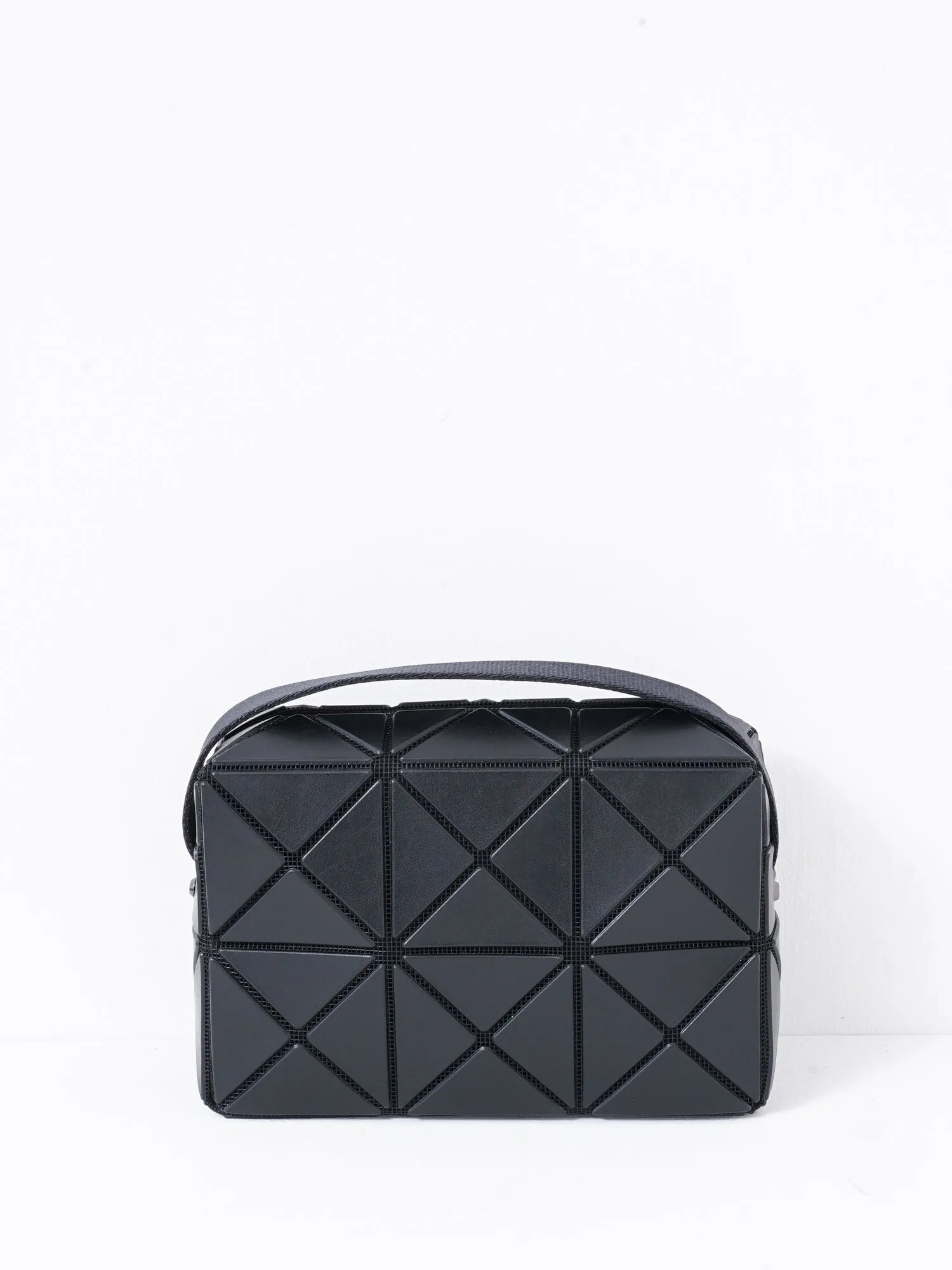 CUBOID_16-MATTE BLACK_BB38AG661
