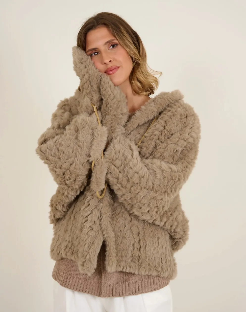 Faux Fur Mits Black