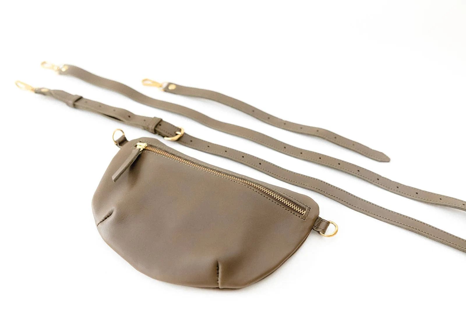 Sling Bag in Olive